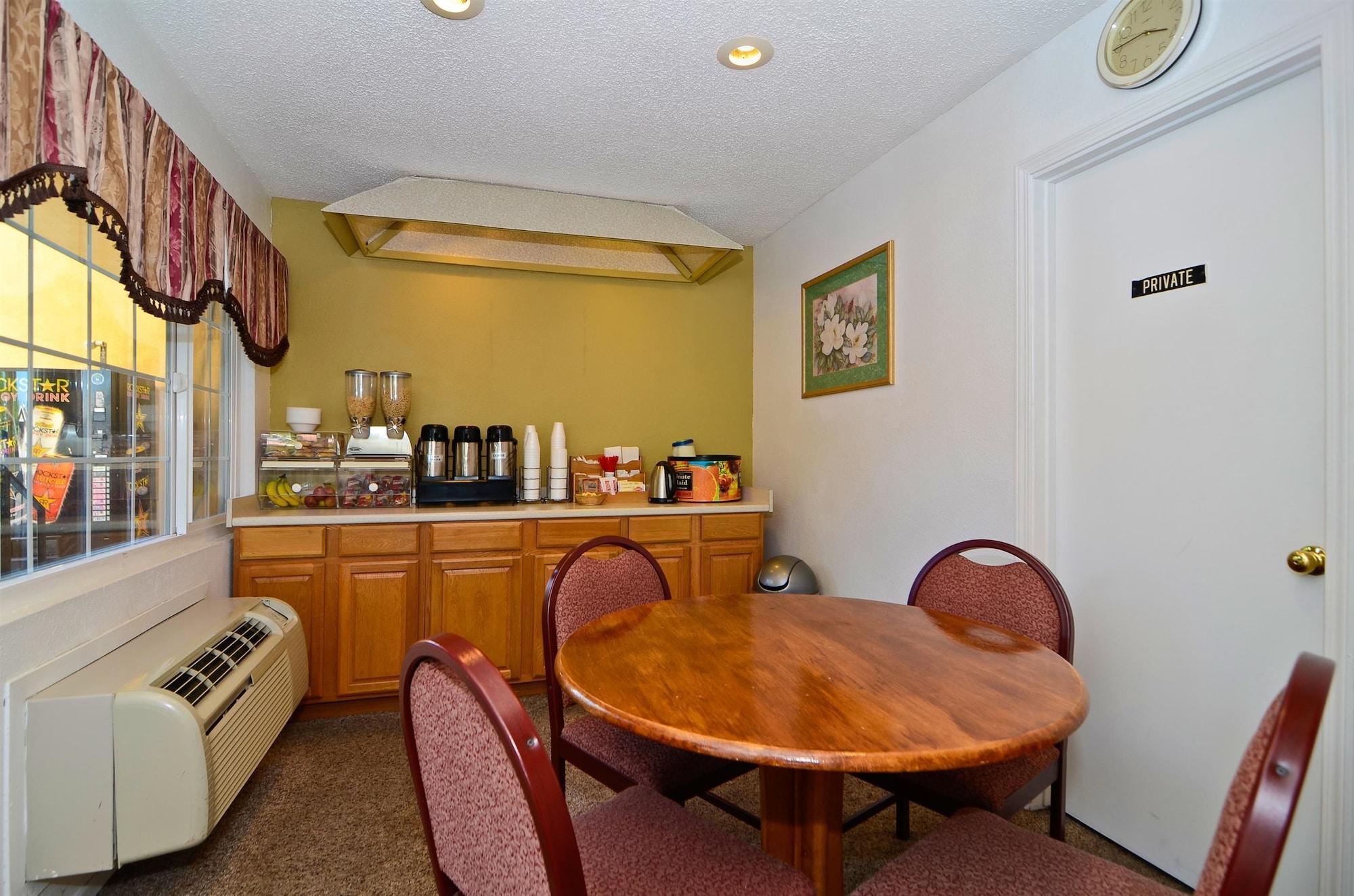 Americas Best Value Inn - Chico Restaurant bilde